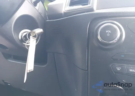 2020 Ford Ranger Xlt z USA, uszkodzony, nr VIN 1FTER4FH7LLA37355